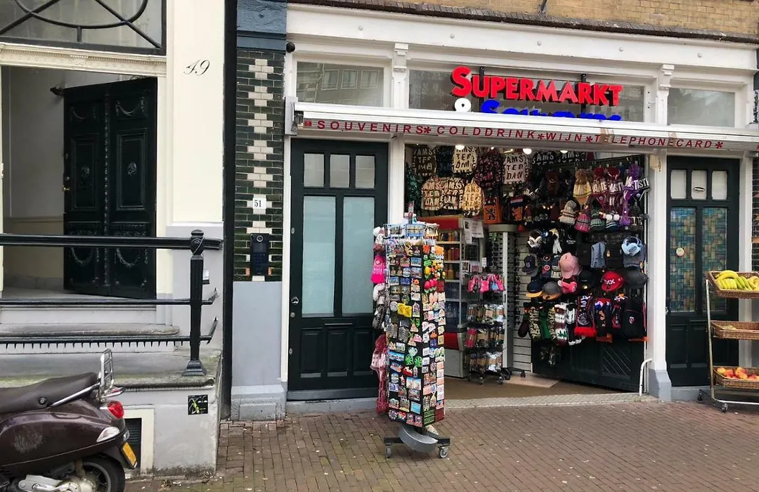 A'Dam Centre Chic-1